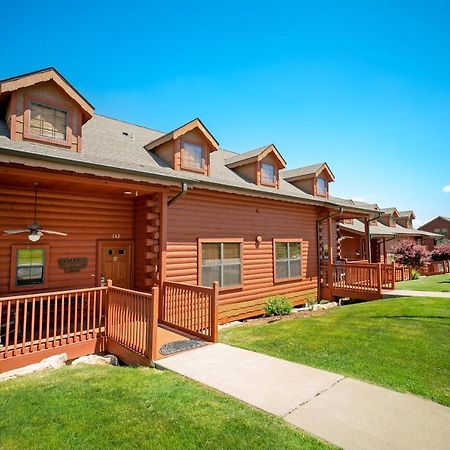 Cabins At Grand Mountain Branson Exteriör bild