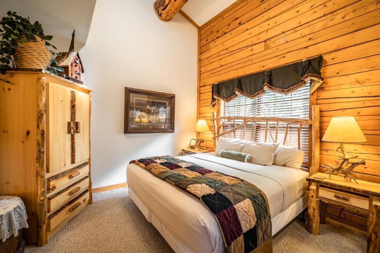 Cabins At Grand Mountain Branson Exteriör bild