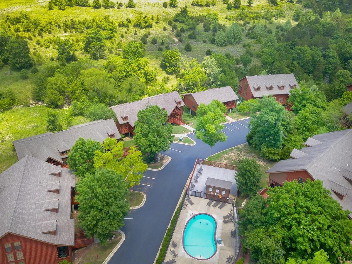 Cabins At Grand Mountain Branson Exteriör bild